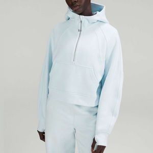 Powder Blue Lululemon Scuba size m/l